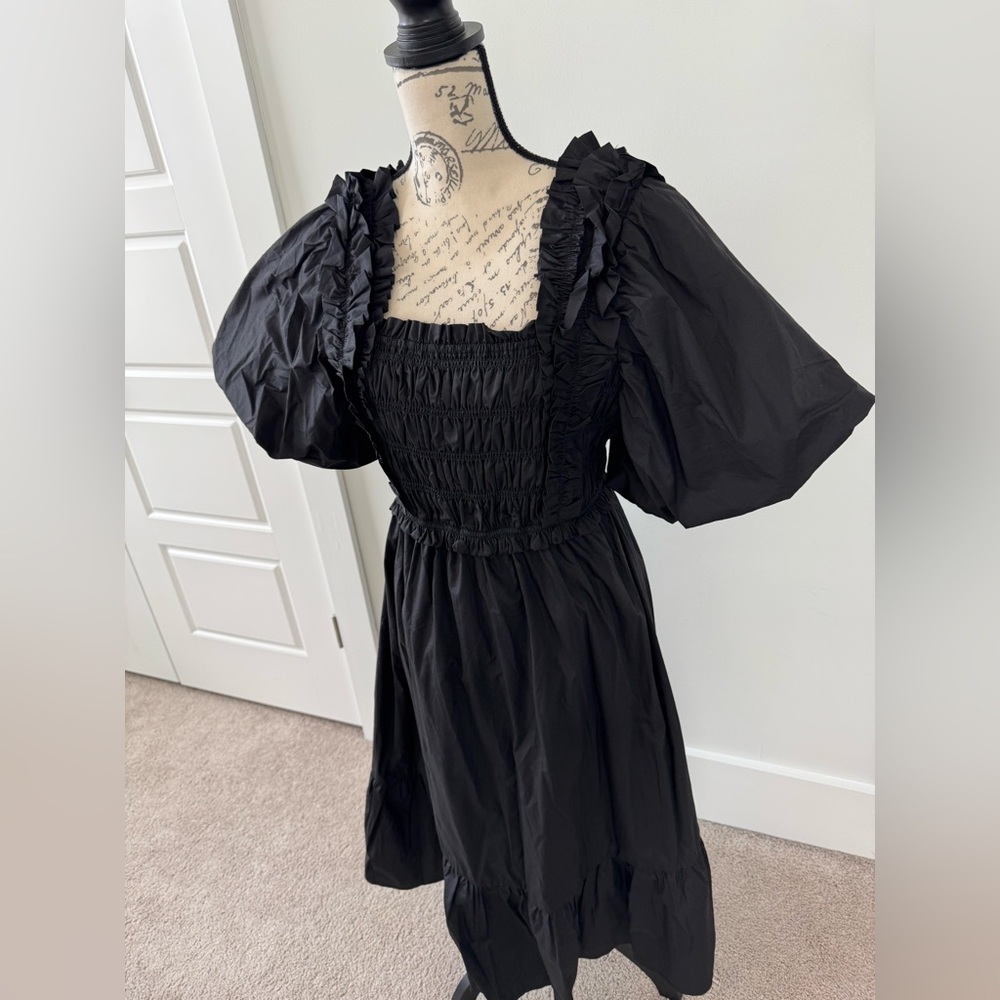 NWT English Factory Puff Sleeve Square Neck Smocked Midi Dress Black Size L - Picture 5 of 15
